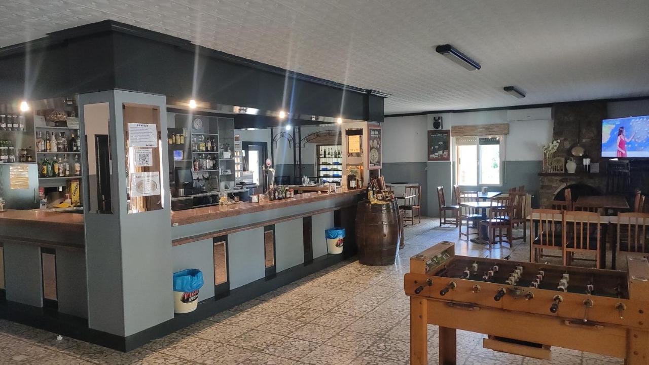 Castañar de Ibor Hostal Restaurante Solaire מראה חיצוני תמונה