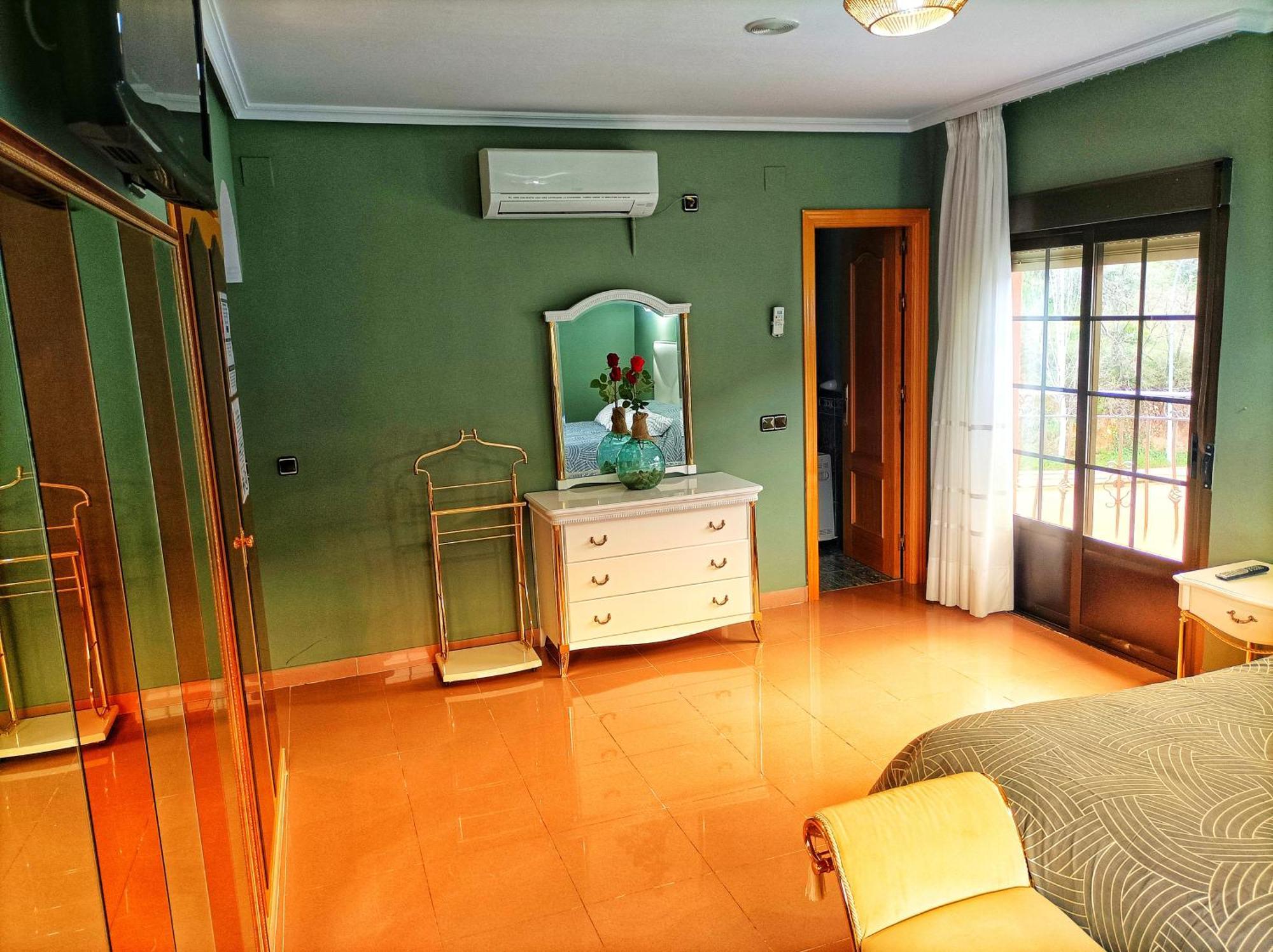 Castañar de Ibor Hostal Restaurante Solaire מראה חיצוני תמונה